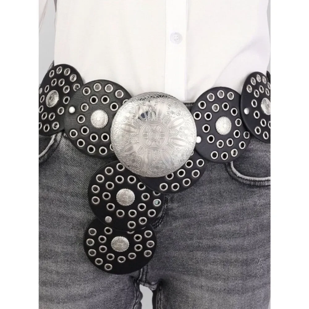 Black Medallion Disc SIlver Studded Rivets Statement Belt OS NWT